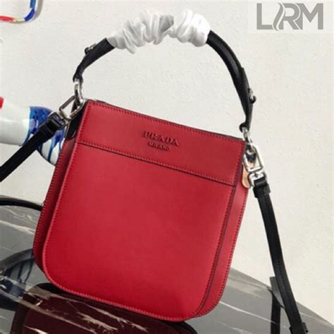 prada magrit small leather bag red|Small Leather Prada Margit bag.